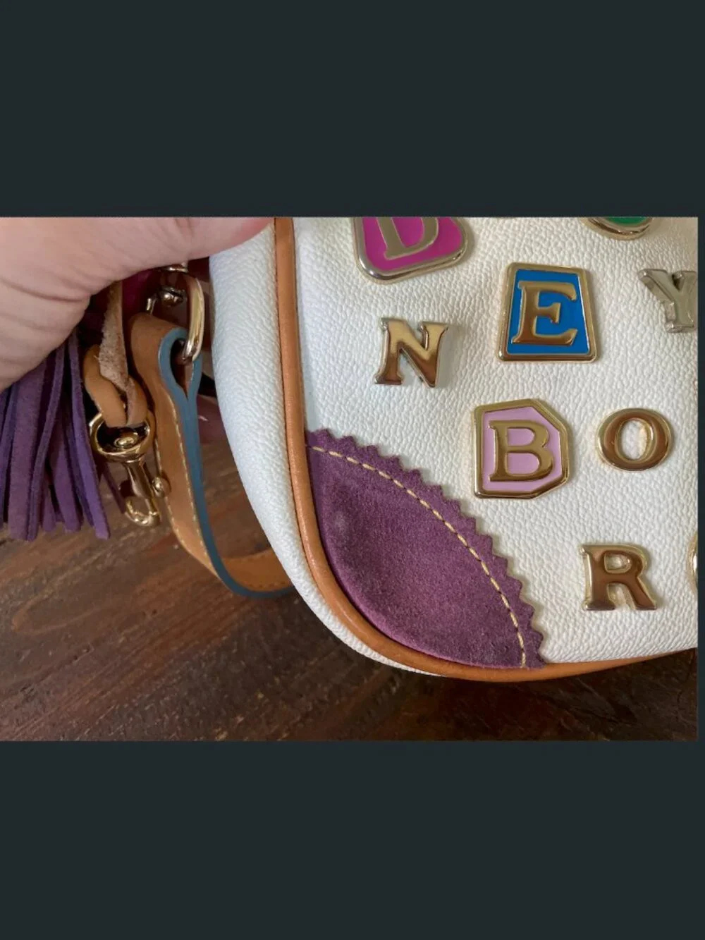 Dooney & Bourke lightweight design
